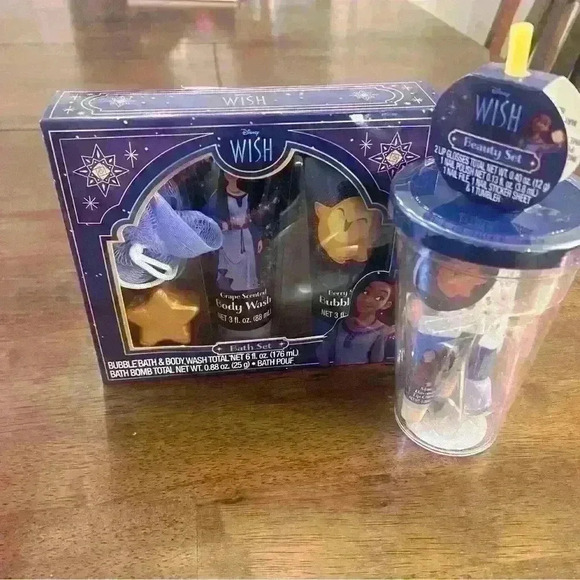 Disney Other - Disney Wish Beauty Set with Tumbler and Bath Set